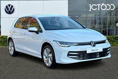 ~ VOLKSWAGEN Golf Match 1.5 TSI 150 PS 6-Speed Manual 5 Door at JCT600