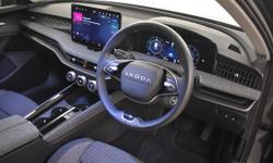 Skoda SUPERB Photo 2