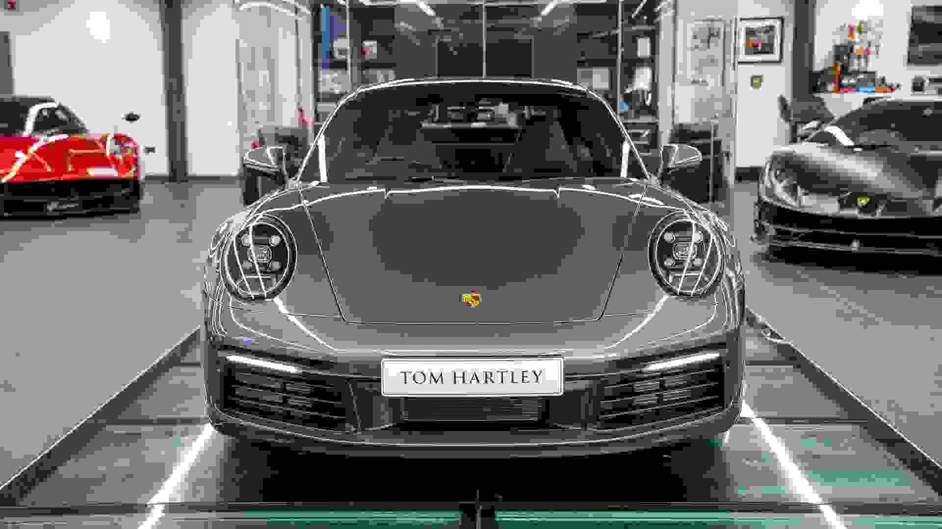 Porsche 911 Photo 3c84e699-f464-44be-9e5a-dfe41fd80532.jpg