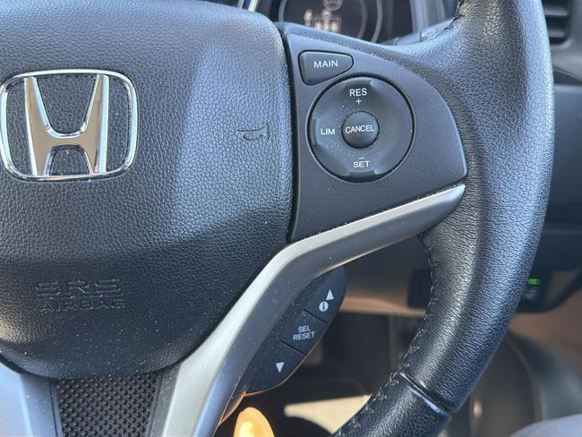 Honda Jazz Photo 3c8e04f0-4c02-4dd6-a7de-ef4774b0285a.jpg