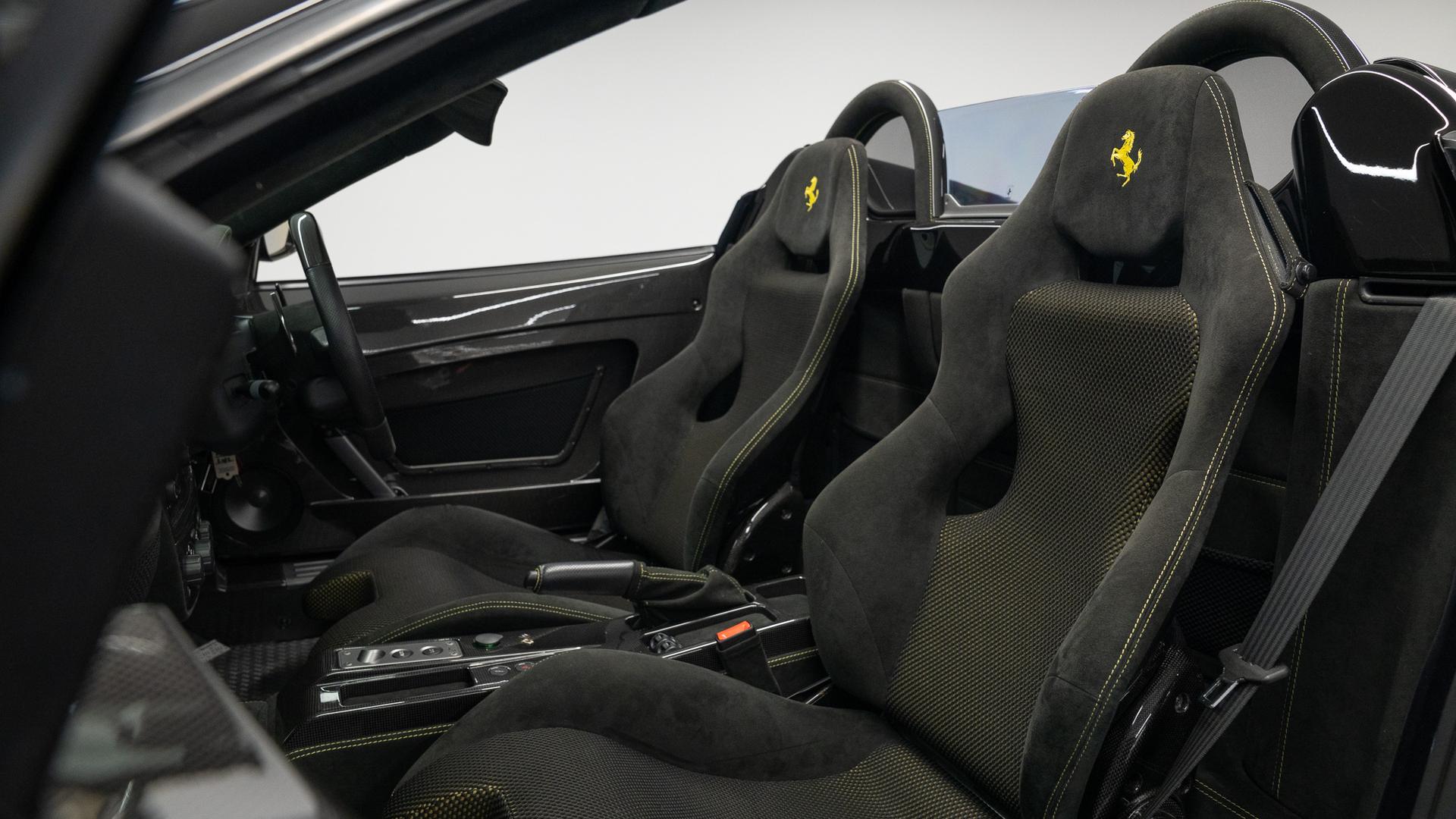 Ferrari 430 Photo 3cb9aca0-d2d3-4caf-bff3-8c4ce499fddd.jpg