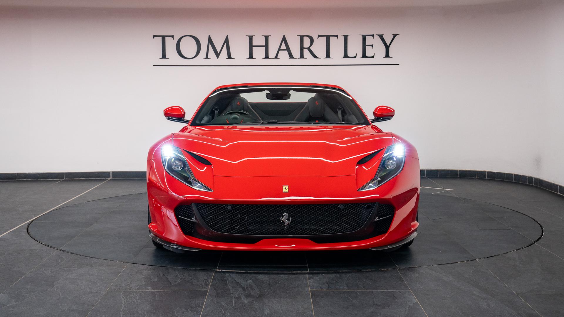 Ferrari 812 Photo 3cc4af36-7ac5-4bc6-bfe0-420617ff6aae.jpg