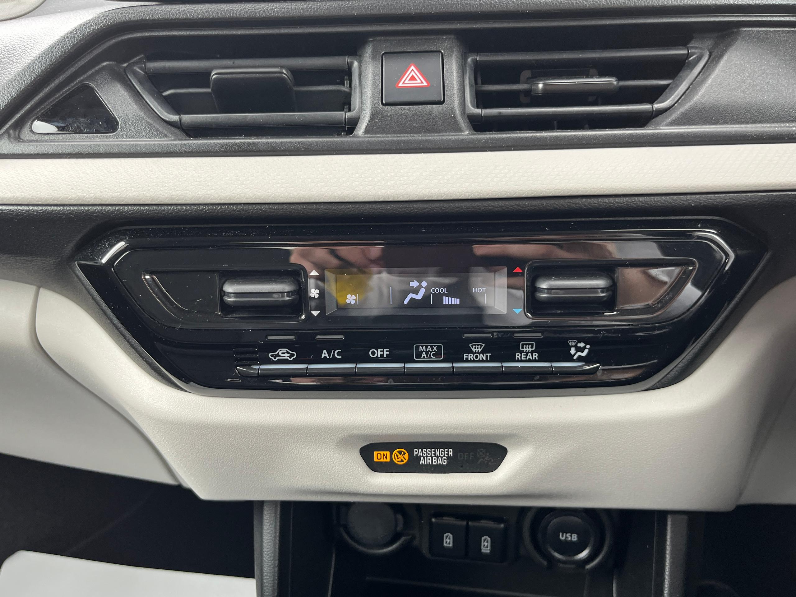Suzuki Swift Photo 22