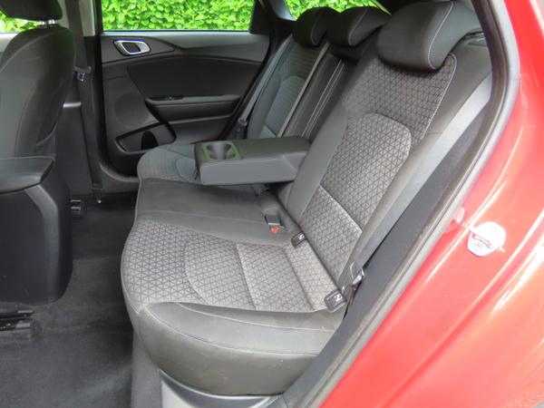 Used Kia Ceed LC69WAE 13