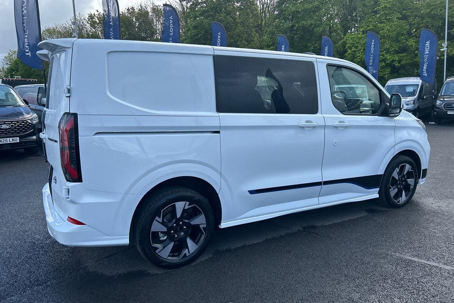 Used Ford TRANSIT CUSTOM L1DCIVSPORT4 8