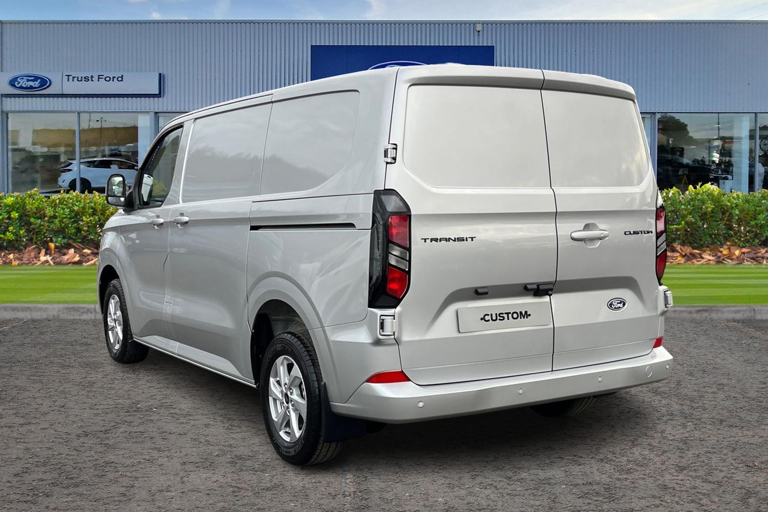 Ford TRANSIT CUSTOM Photo 1