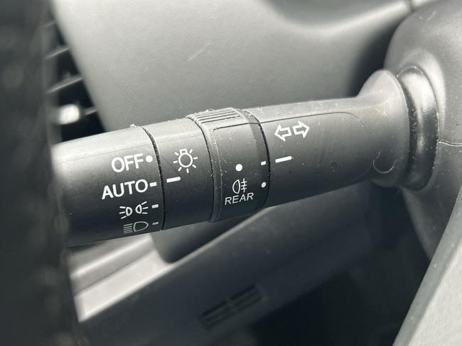 Honda Jazz Photo 3cf63c77-e340-4597-8bba-4632904e563c.jpg