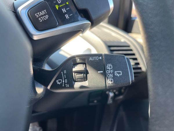 BMW i3 Photo 3cfa7a15-41c0-4486-bdea-7066828d3f88.jpg