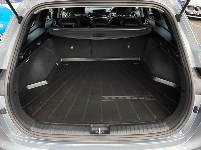 KIA Ceed Photo 12