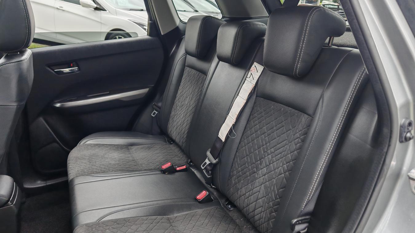 Used Suzuki Vitara BF19XXV 17