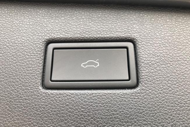 VOLKSWAGEN Tiguan Photo 29