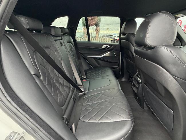 BMW X5 Photo 3d591fa0-98b8-4f4b-8038-44e071178f5a.jpg