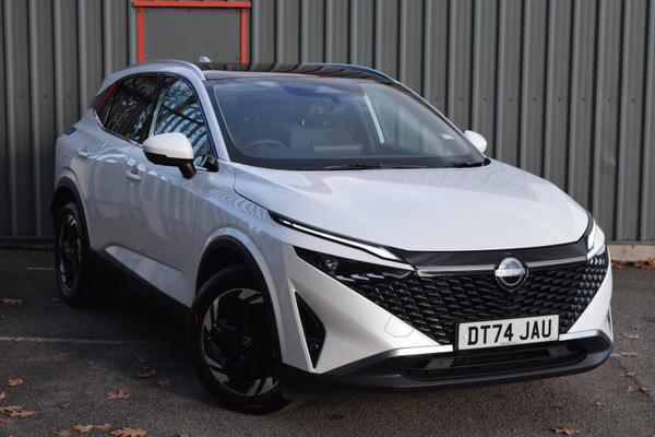 Used 2025 Nissan QASHQAI 1.3 DiG-T MH N-Connecta 5dr White at SERE Motors