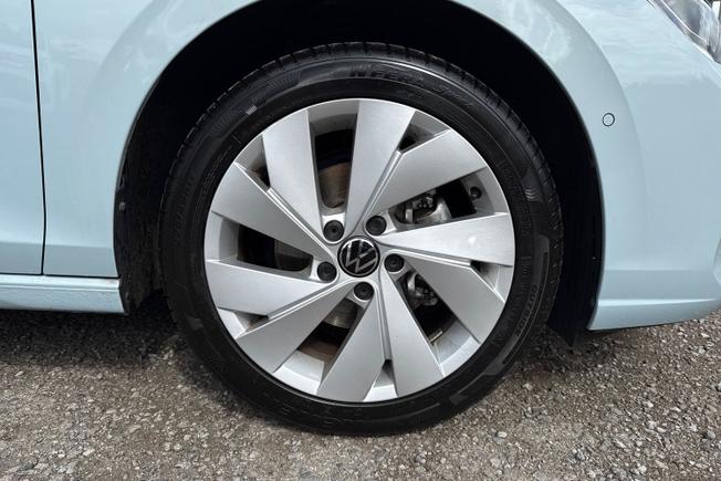 Volkswagen Golf Photo 5