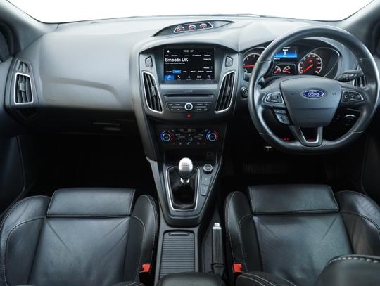 Ford Focus Photo 3d778bef-206c-42b7-9c1f-db77bfc17b71.jpg