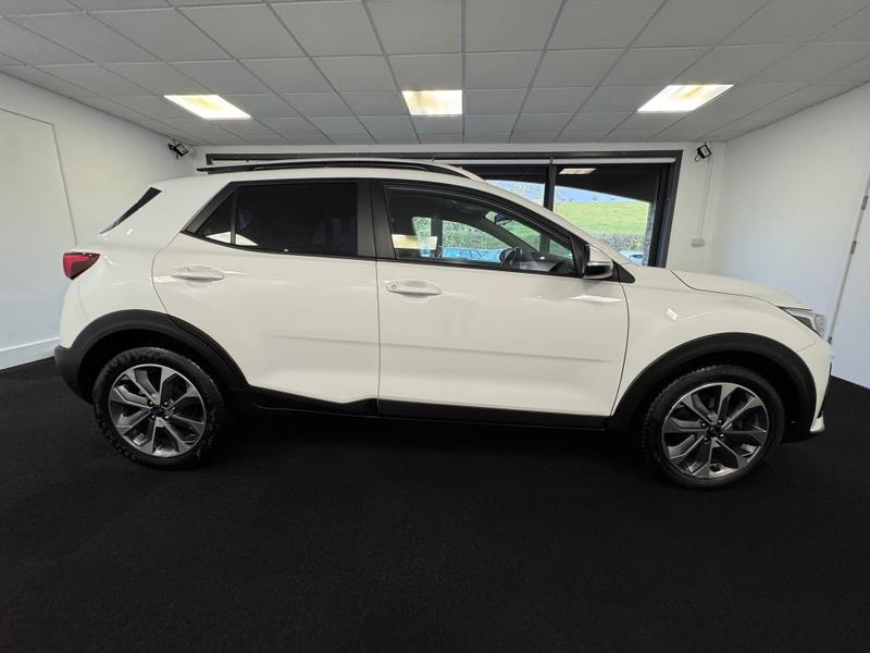 Kia Stonic Photo 3d82eef6-da16-447d-b944-f2e5781f0461.jpg
