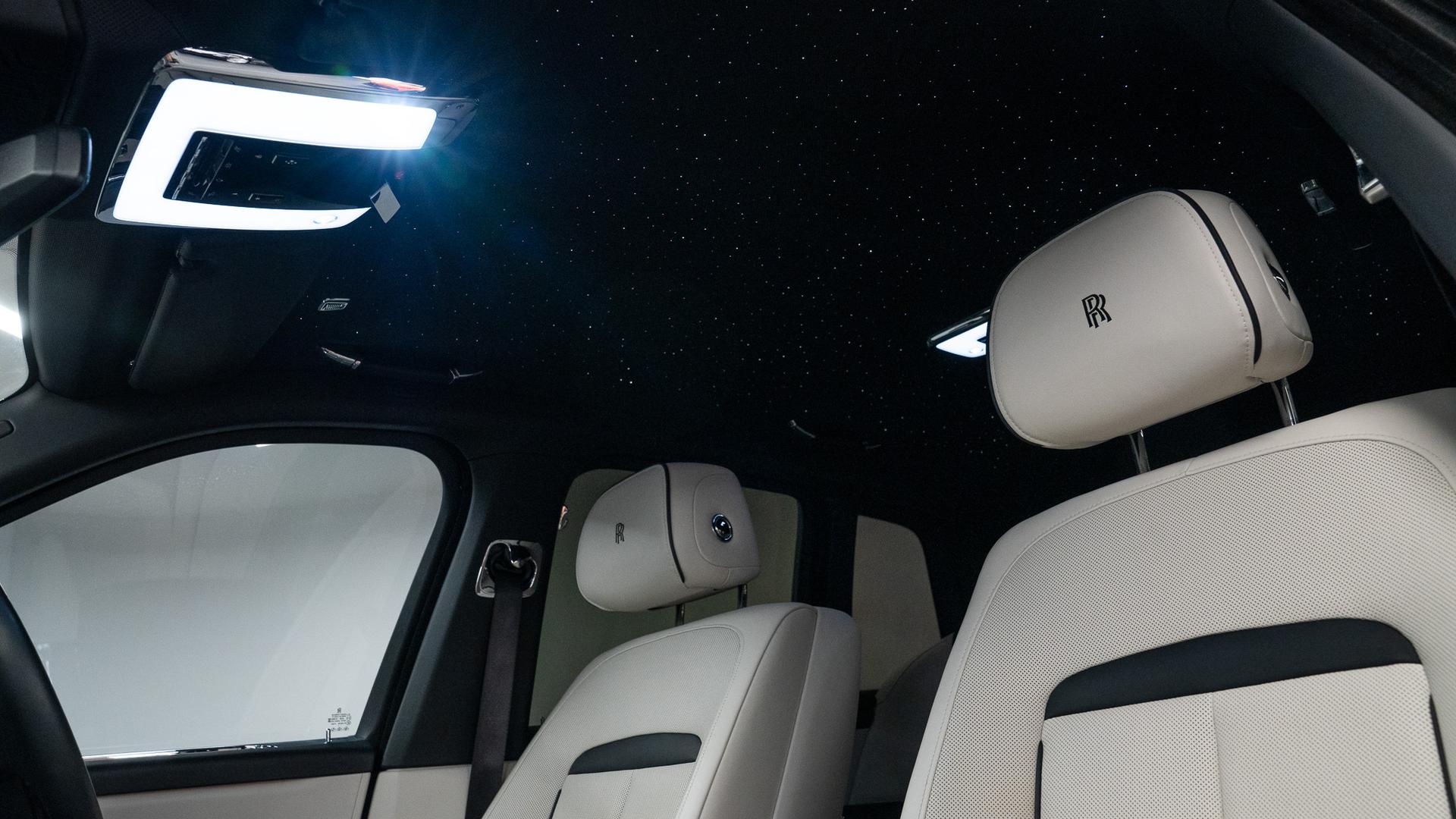 Rolls-Royce Cullinan Photo 3d84f342-8dbd-4f1b-b659-b910b7093768.jpg