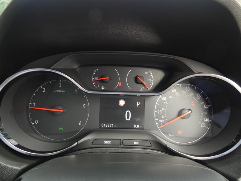 Vauxhall Grandland X Photo 3da145b2-2d68-435c-ac52-db4d58f04b16.jpg