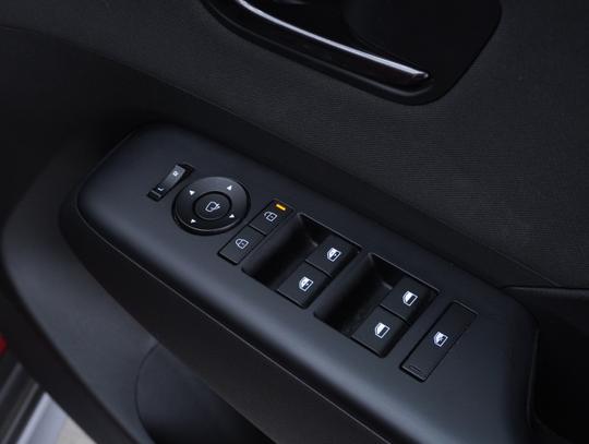 Hyundai KONA Photo 3dab348d-a763-40ed-a51a-fd28ca25e35e.jpg