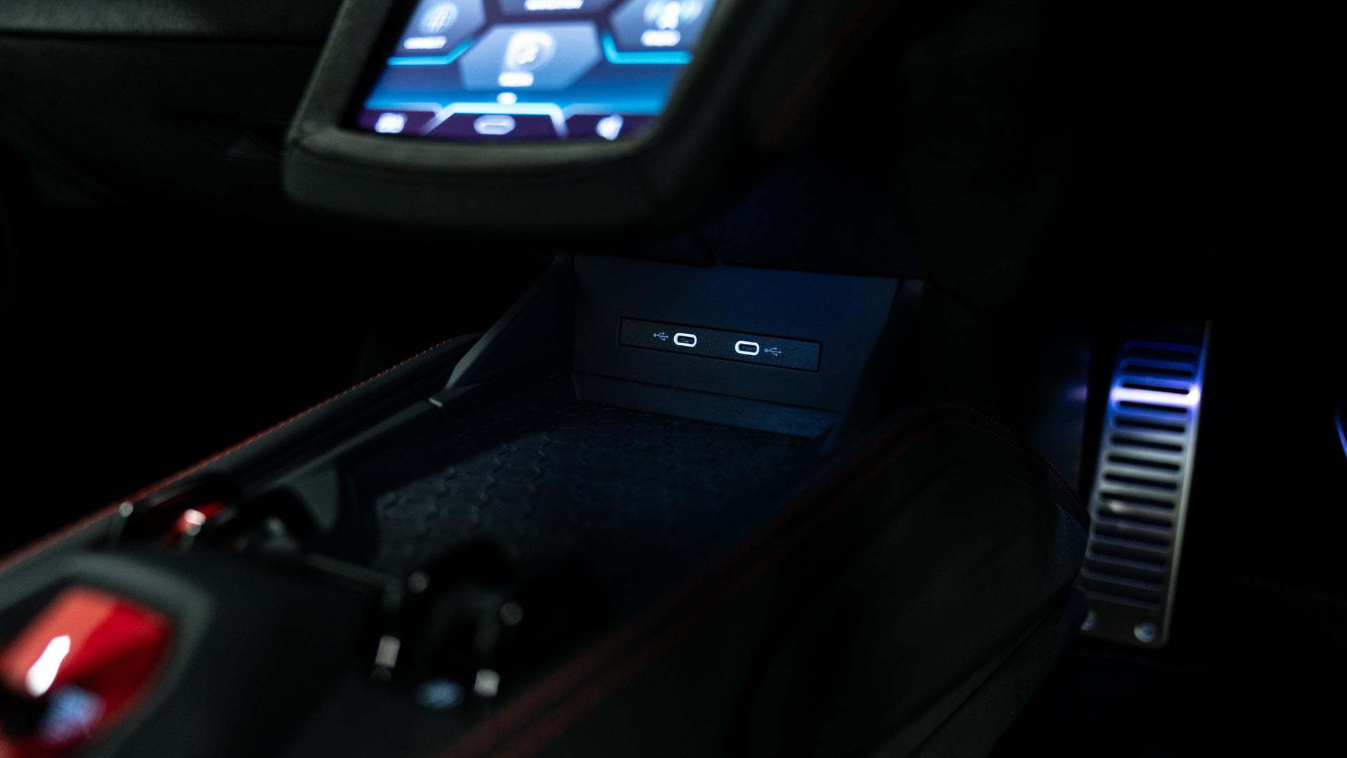 LAMBORGHINI Temerario Photo 3dac7a64-eef8-4c5c-bfa2-206d3f238615.jpg