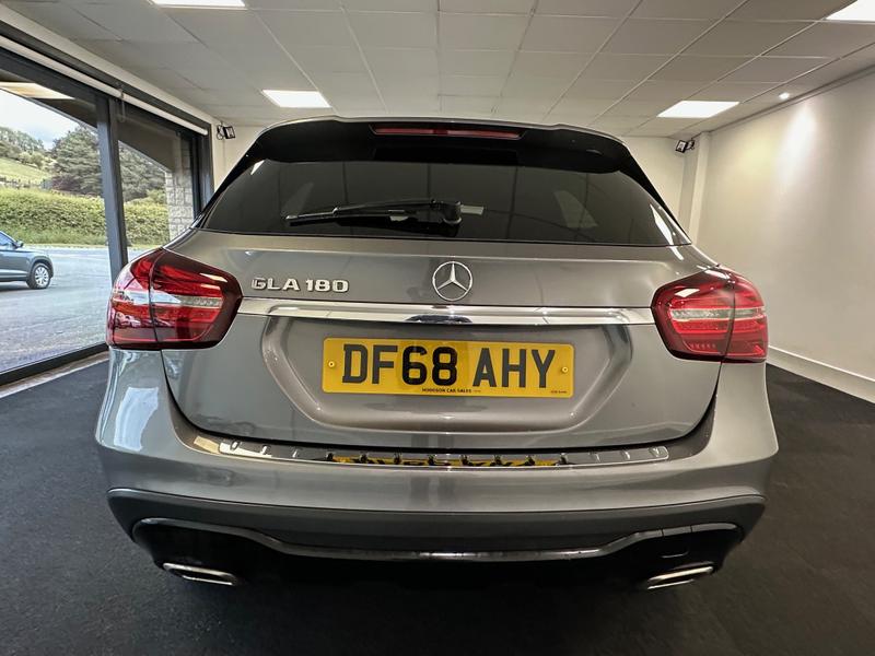 Mercedes-Benz GLA Photo 3db21fc2-28b2-43a7-9f6e-9b59624e1944.jpg