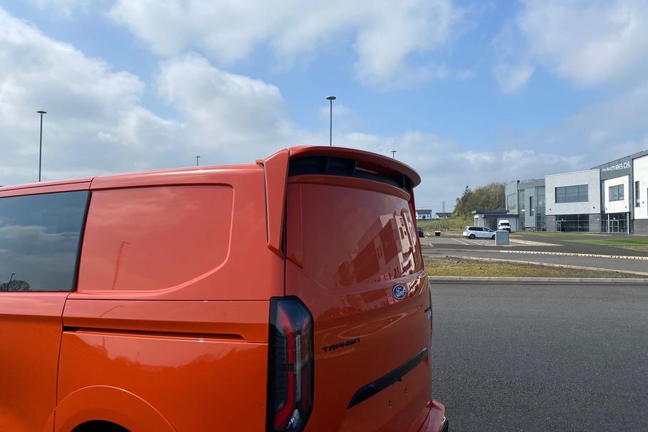 Used Ford TRANSIT CUSTOM L1DCIVMSRT8 23