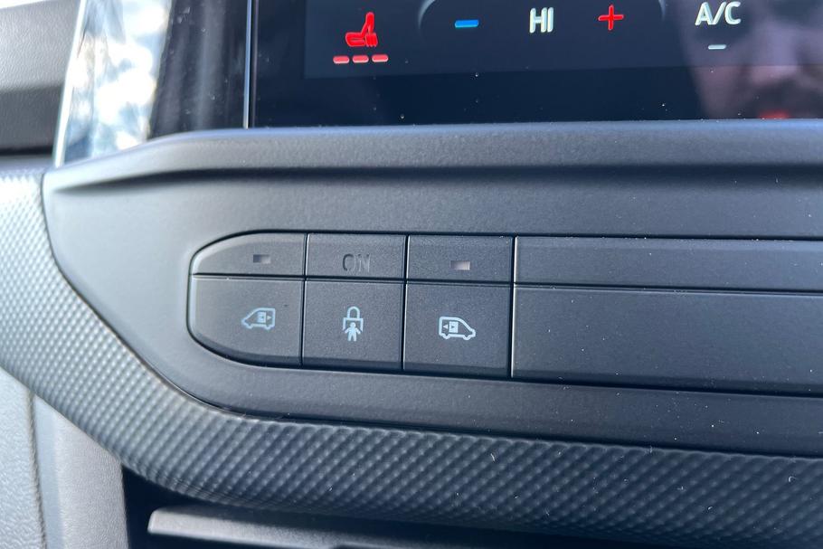 Used Ford TRANSIT CUSTOM L1DCIVMSRT12 15