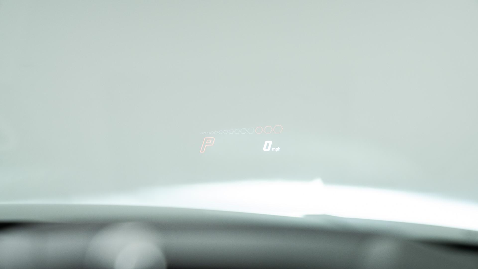 LAMBORGHINI Urus Photo 3de262f3-e0e3-46cb-83f2-0a327cd7513c.jpg