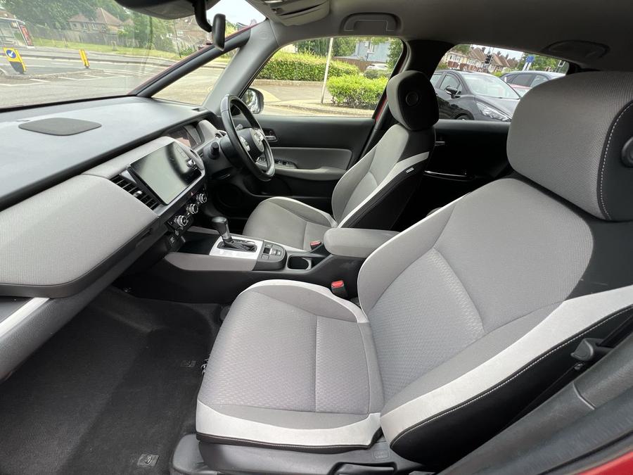 Honda Jazz Photo 3de2f2a8-2dee-4535-aac9-434f52bb06fb.jpg
