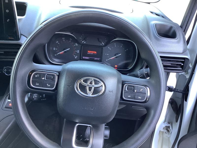 2022 22 TOYOTA PROACE