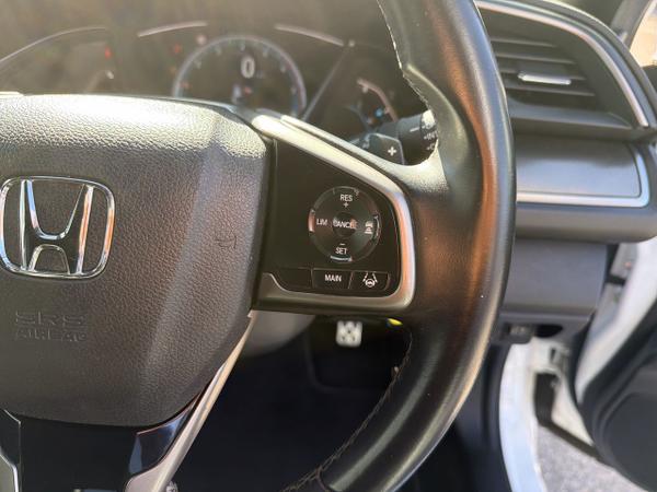 Honda Civic Photo 34