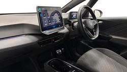 VOLKSWAGEN ID.3 Photo 2