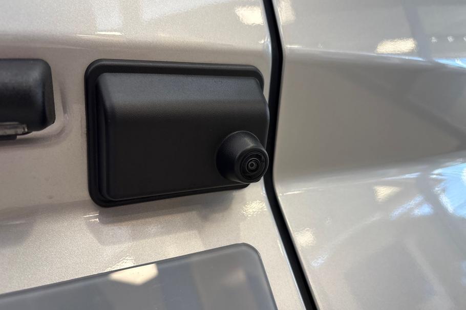 Used Ford TRANSIT CUSTOM CUSTOMPHEV03 19