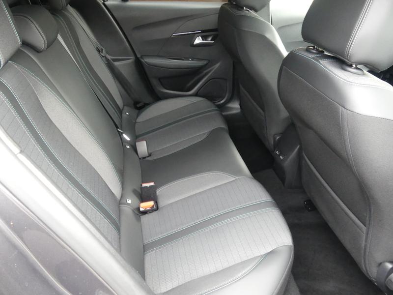 Peugeot 208 Photo 3df14ff4-f427-4846-922c-27234c98d02e.jpg