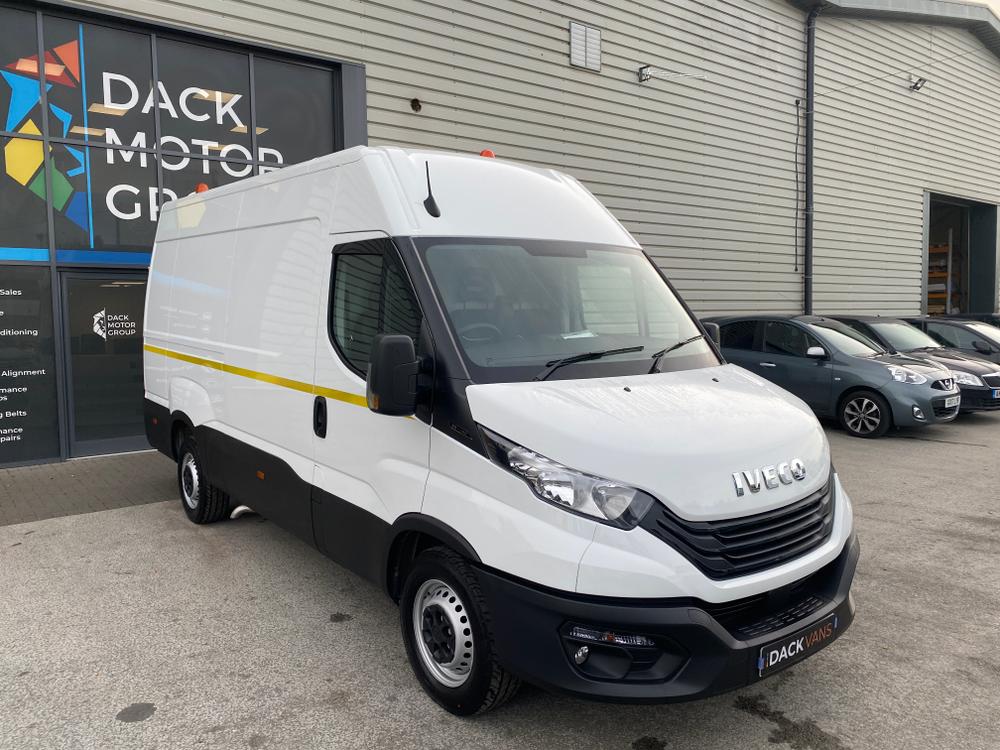 Iveco Daily 35S14 Photo 3dffac76-bae2-4149-925f-ce592d962680.jpg