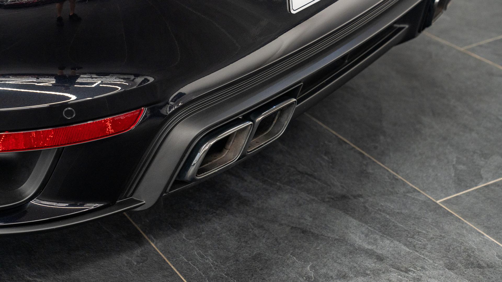 Porsche 911 Photo 3e005dc2-9e13-4fc5-9100-c60f4229760d.jpg