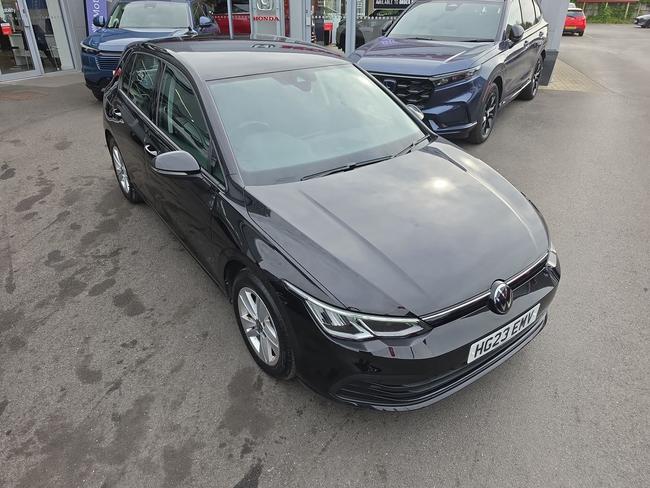 Volkswagen Golf Photo 3e0b5d49-37fc-40d2-b47c-ea0fd60859ff.jpg