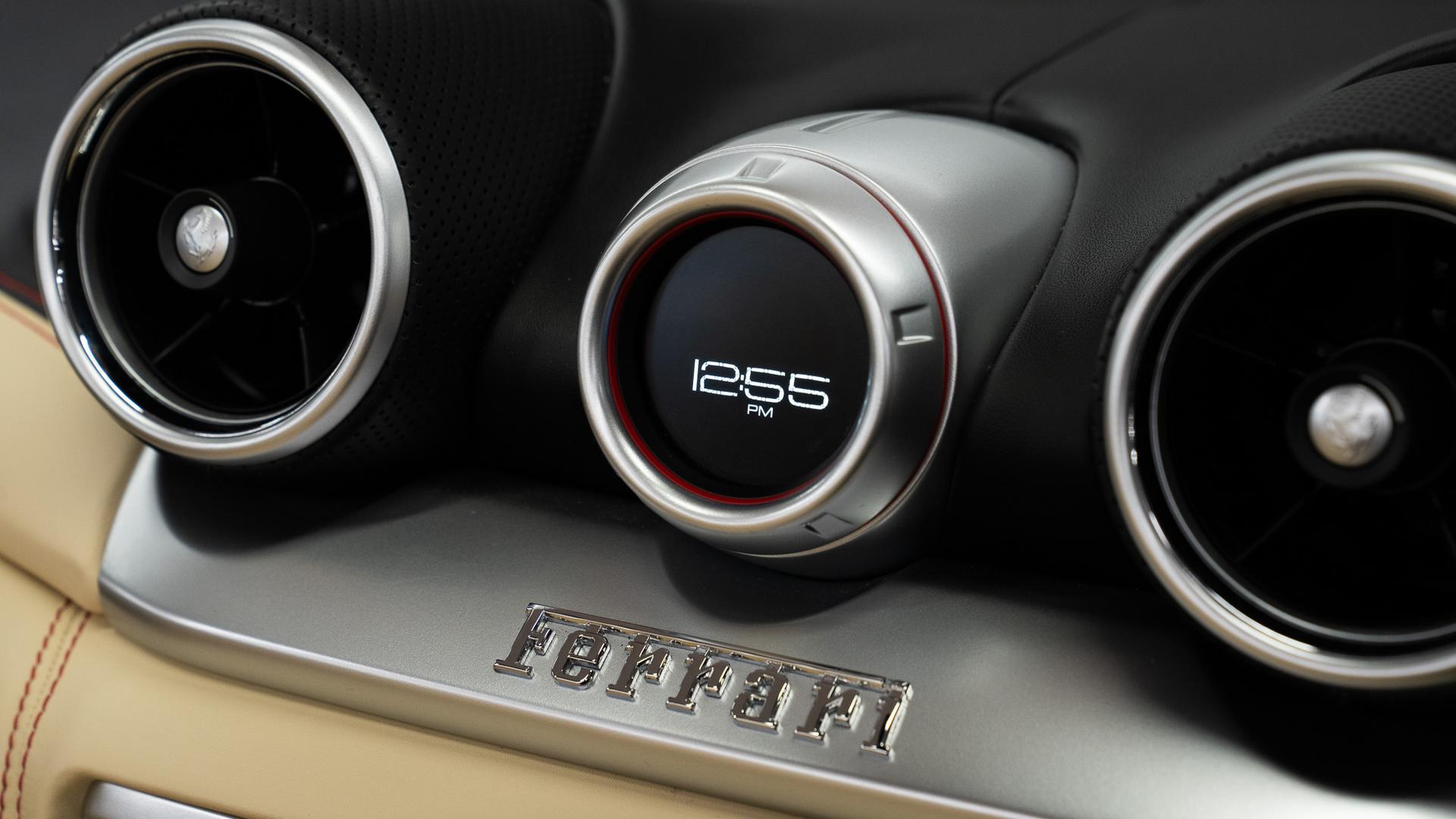 Ferrari California Photo 3e1d6dcd-dba5-4f2a-ab59-d135fd80ef82.jpg