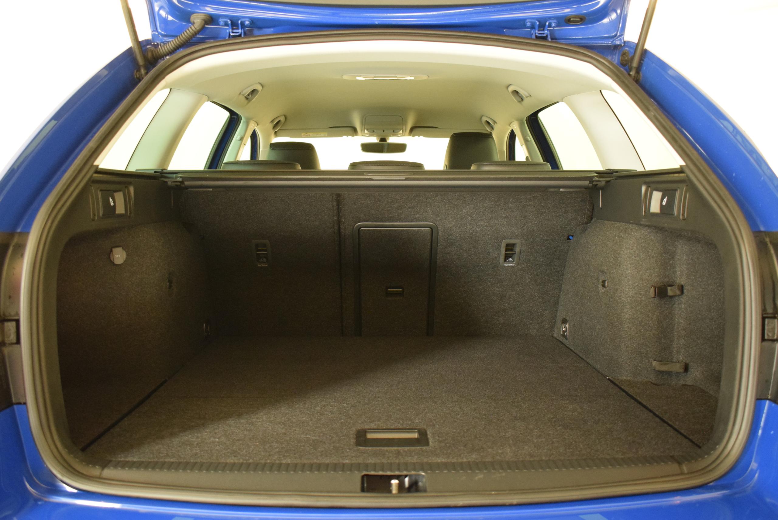 Skoda Octavia 4 Combi (2020) Style - FULL in-depth REVIEW exterior,  interior, trunk space (1.5 TSI) 