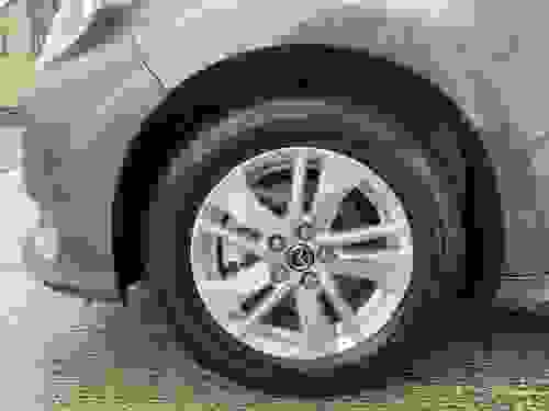 Mazda MAZDA 2 HYBRID Photo 3e4fcb10-5ea2-4ff8-8890-06761c154656.jpg