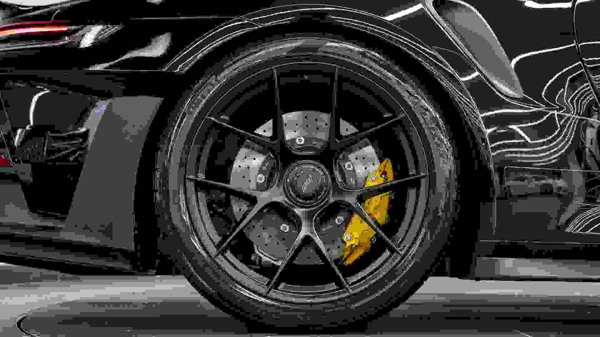 Porsche GT3 RS Photo 3e5c57ce-c205-4efe-8d85-a310317d5590.jpg