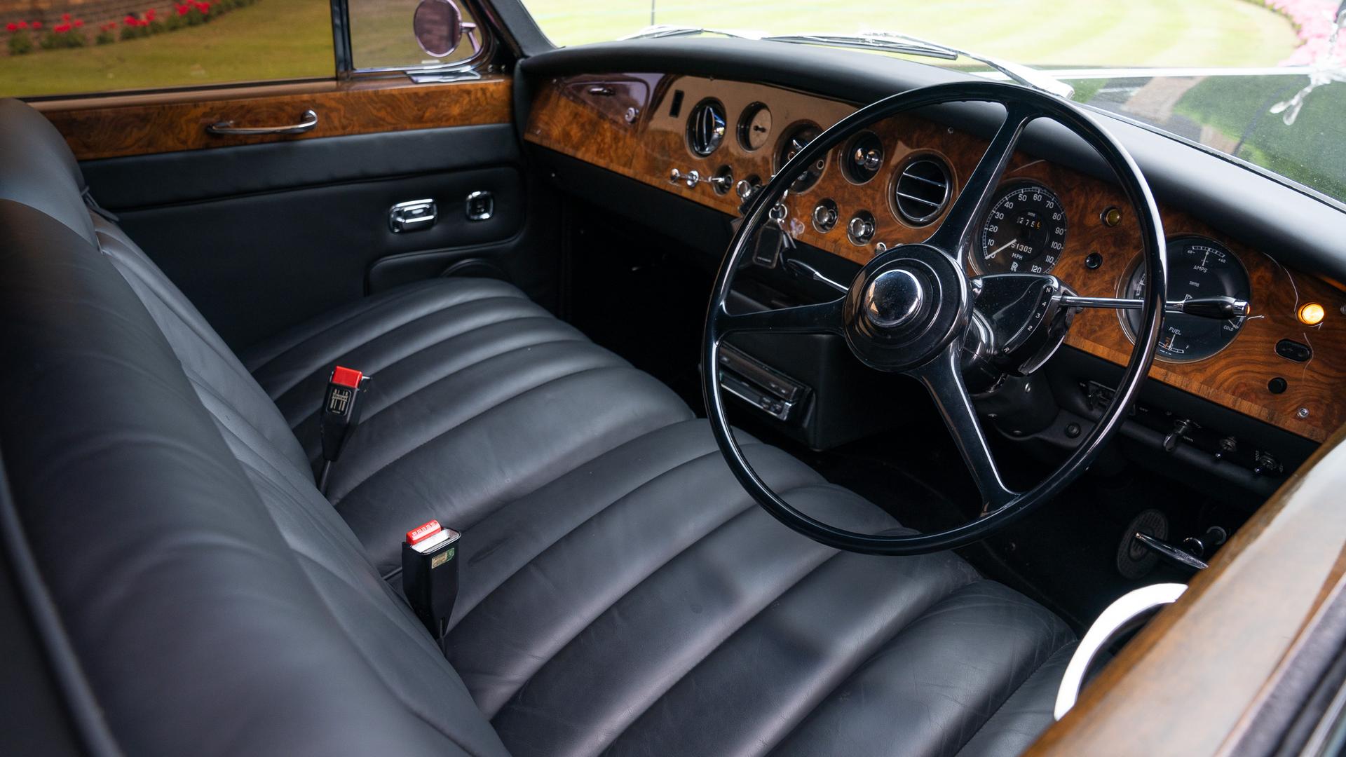 Rolls-Royce Phantom VI Limousine Photo 3e6b87ae-d48e-4eaa-949e-1f52d61aaed8.jpg