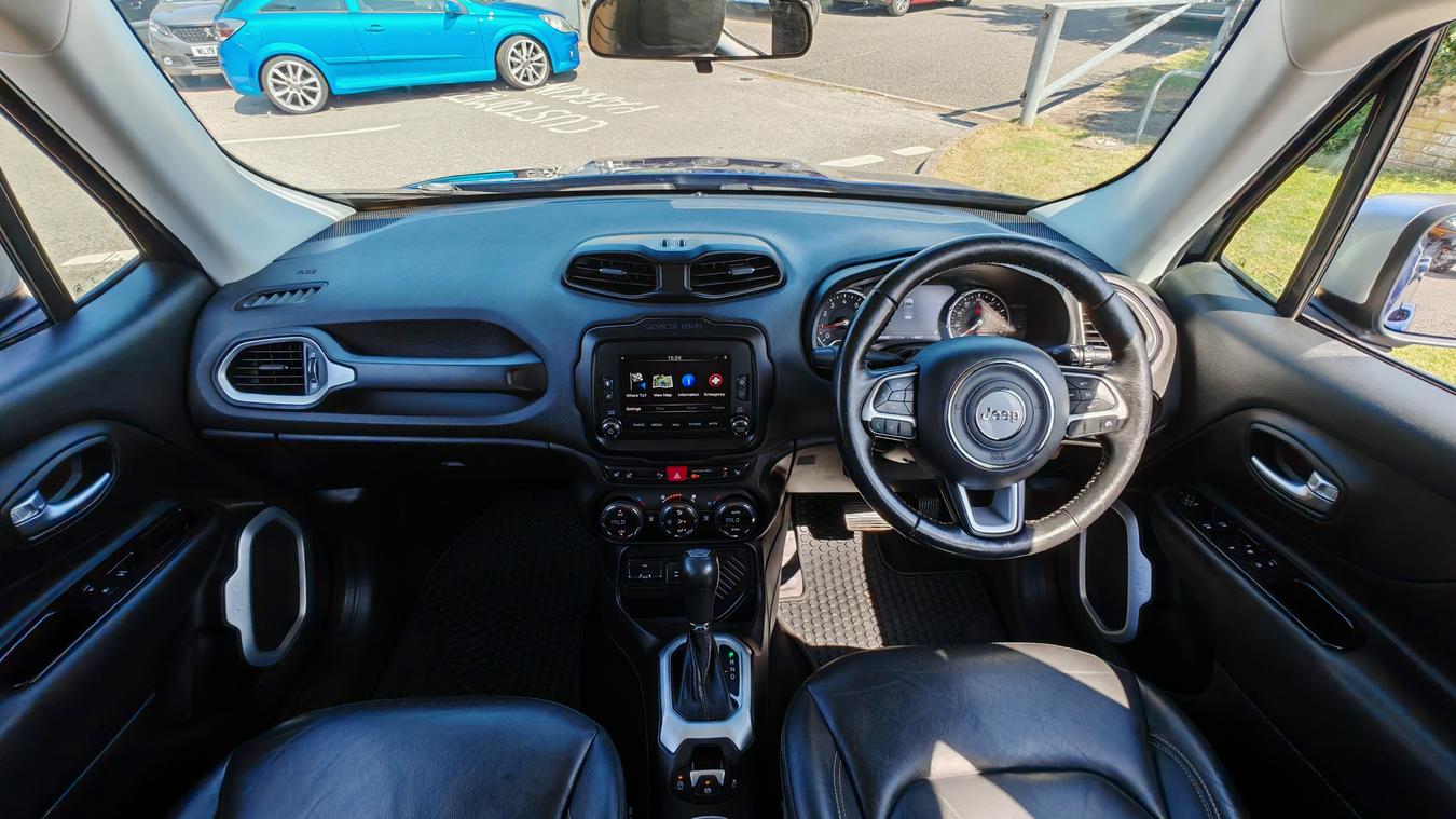 Used Jeep Renegade OU66RZE 25
