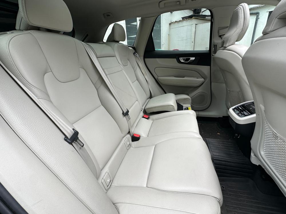 Used Volvo XC60 RX20NWS 12