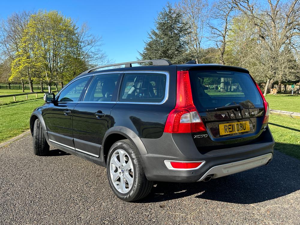 Used Volvo XC70 RE11DBU 11