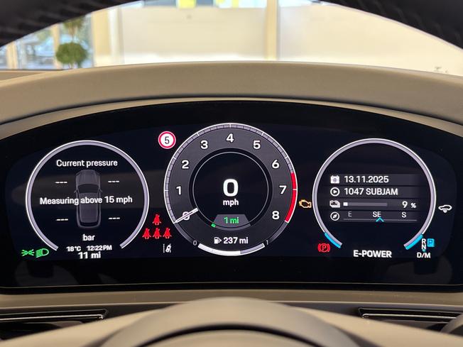 PORSCHE Cayenne Photo 16