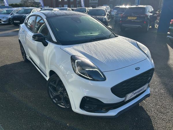Used 2024 Ford Puma 1.0T EcoBoost MHEV ST SUV 5dr Petrol Hybrid DCT Euro 6 (s/s) (170 ps) Frozen White at Dinnages
