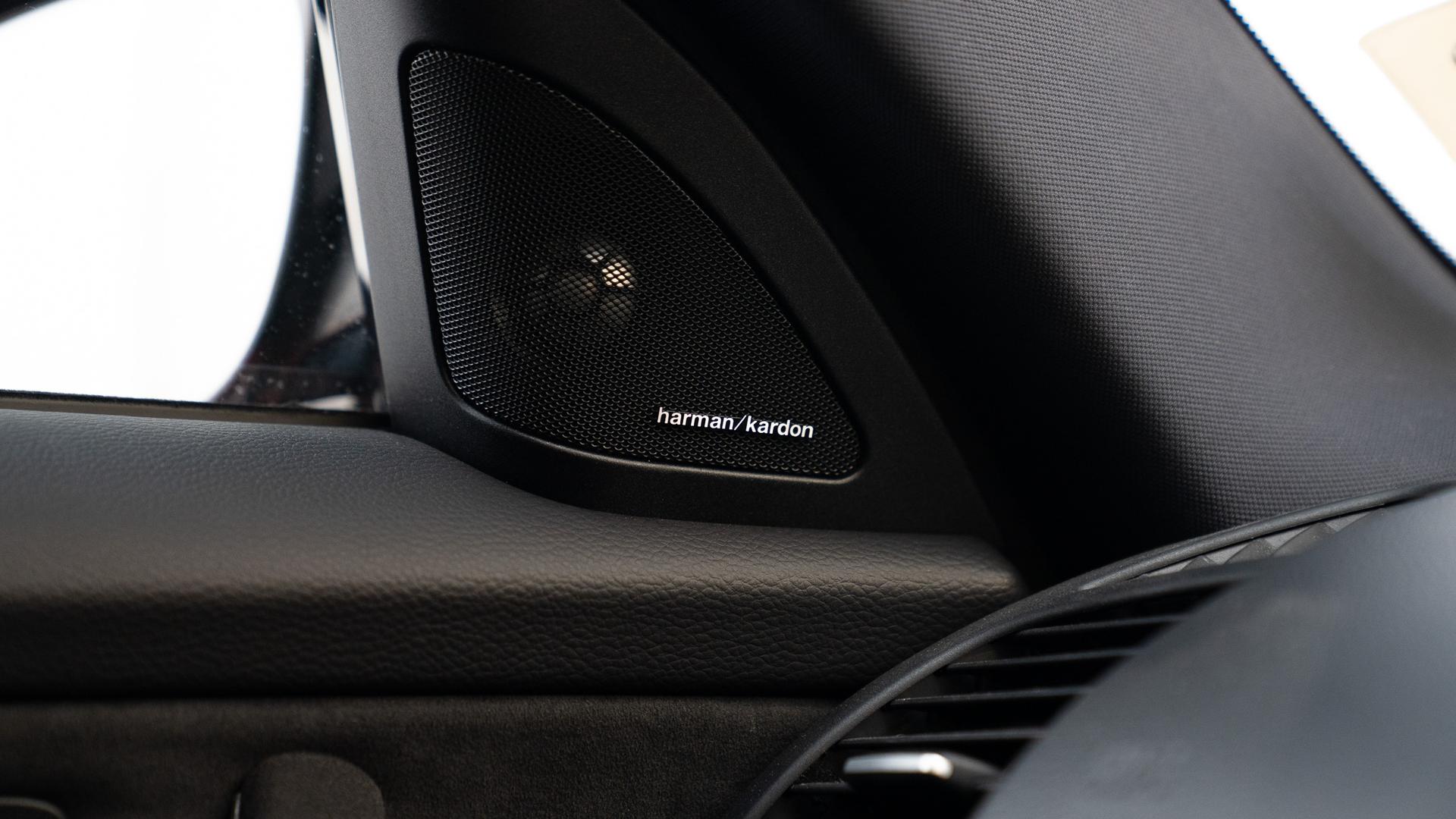 BMW 1M Photo 3ec2b806-6b5d-447e-ad0a-cf6bfdd880f7.jpg