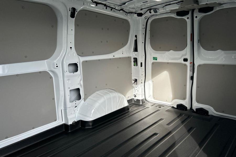 Ford TRANSIT CUSTOM Photo 3ec37bb1-fa01-47ff-bb92-8d1f55a43d7f.jpg