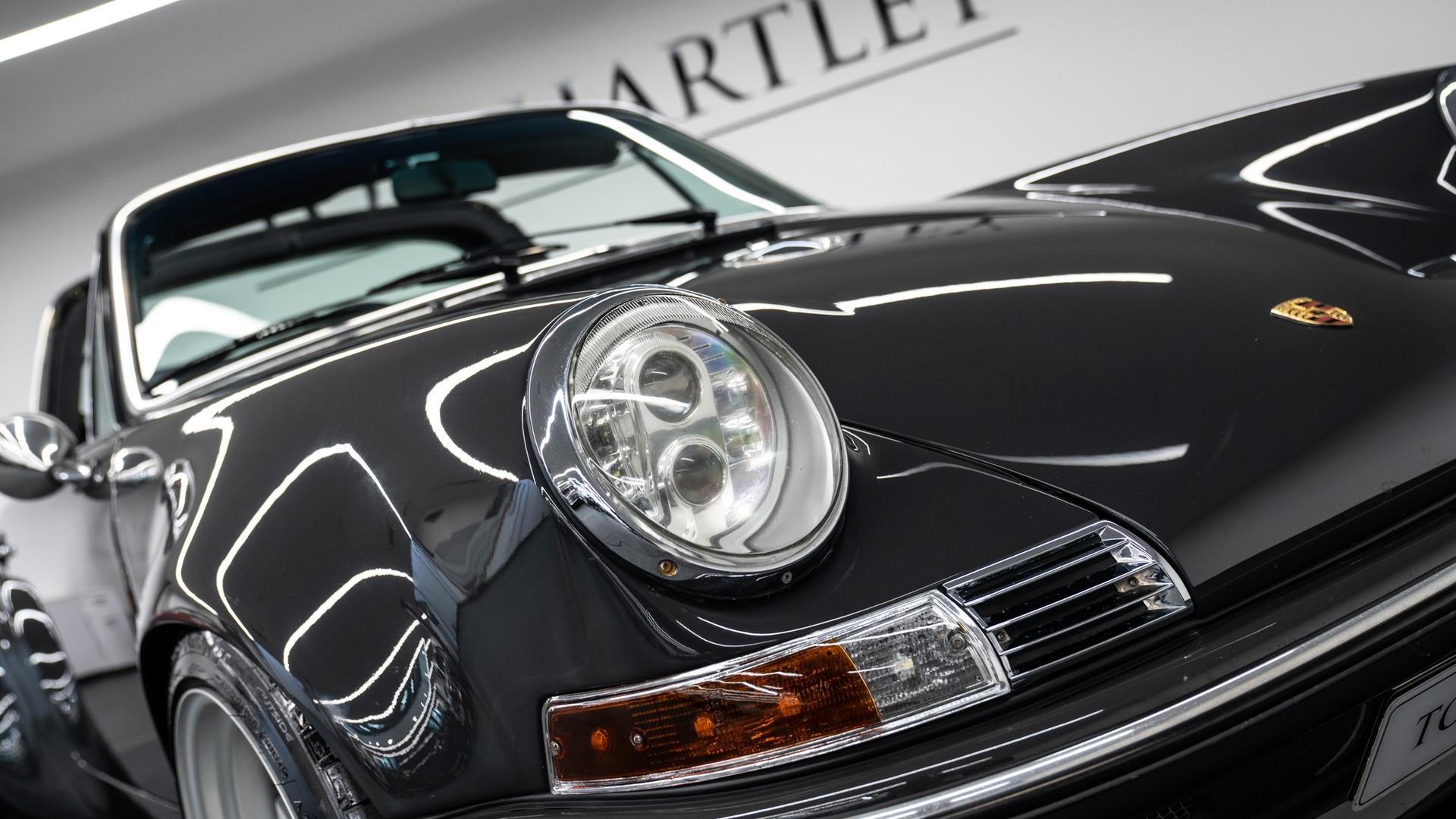 Porsche 911 Retro Works Photo 3ecb63f9-18a8-438e-843e-4c7a8975ebae.jpg